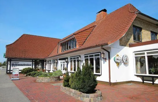Landhotel Schimmelreiter - Image 1