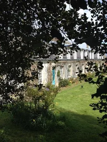 Le Castel de Warlus - Image 1