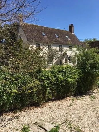 Home Farm House - Image 1