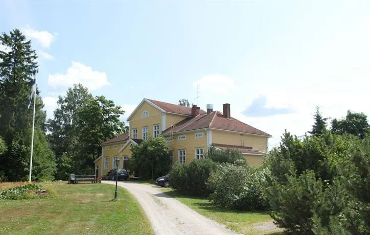Lylyinen Manor - Image 1