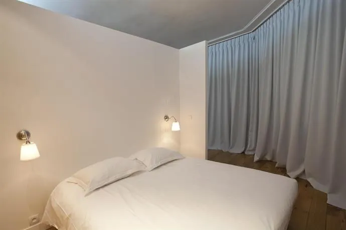 Rambuteau Apartment - Image 1