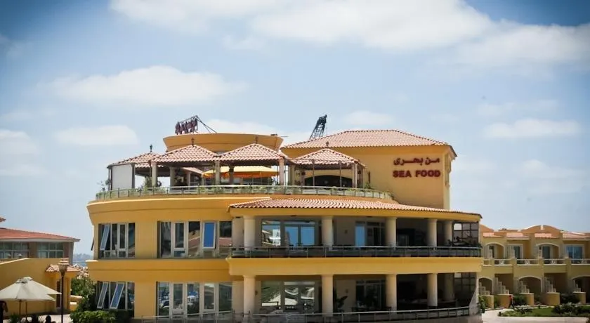 Mediterranean Azur Hotel - Image 1