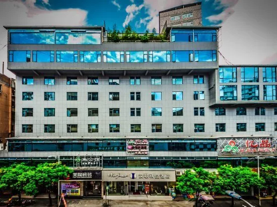 Higher Boutique Hotel - Image 1