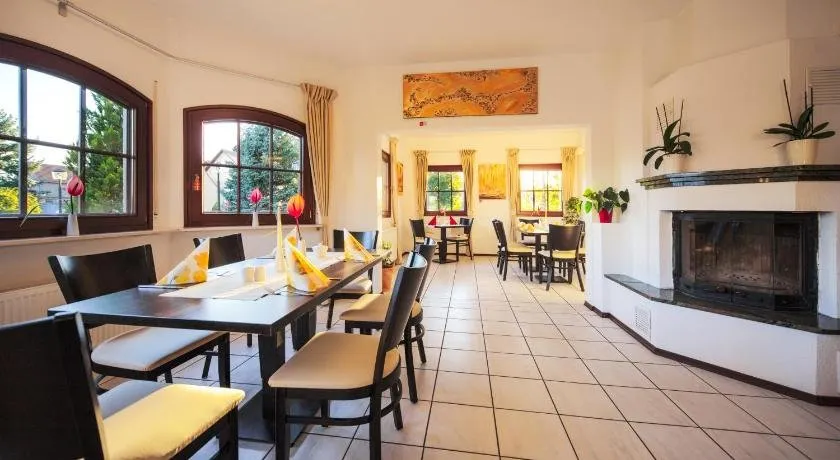 Lokal Genial Pension & Restaurant - Image 1