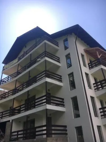 Nature House Predeal - Image 1