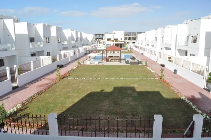 Ewan Grand Resort - Image 1