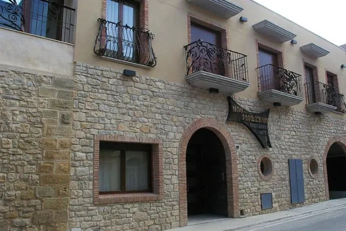 Hotel Restaurant Nou Moderno - Image 1