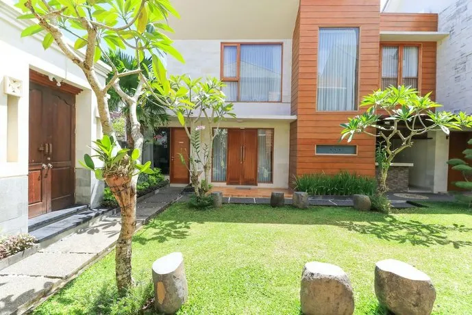 Royal Majesty Villas - Image 1
