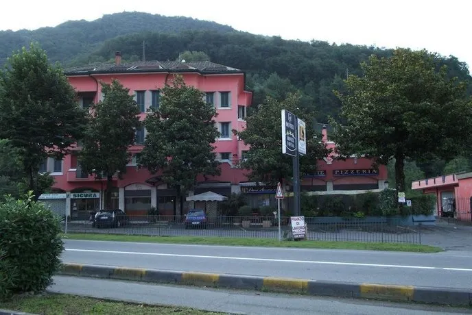 Hotel Total - Image 1