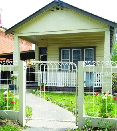 Kookaburra Cottage - Image 1