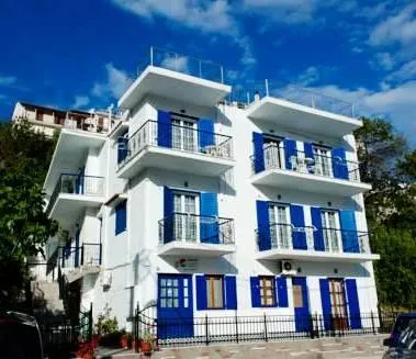 Syraina Apartments - Image 1