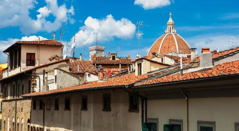 Opera Florence Apartments - Image 1