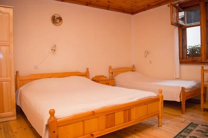 Bobi Guest House - Image 1