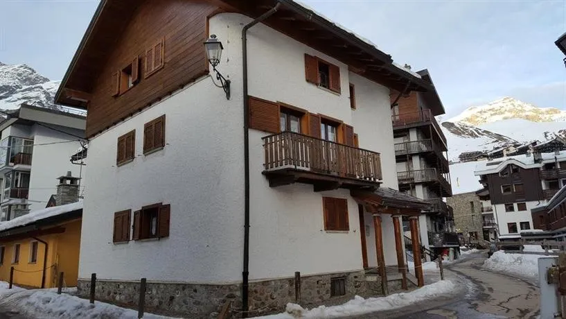 Maison Rosalp - Image 1