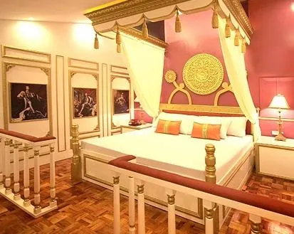 Victoria Court Cuneta Motorist Lodge - Image 1