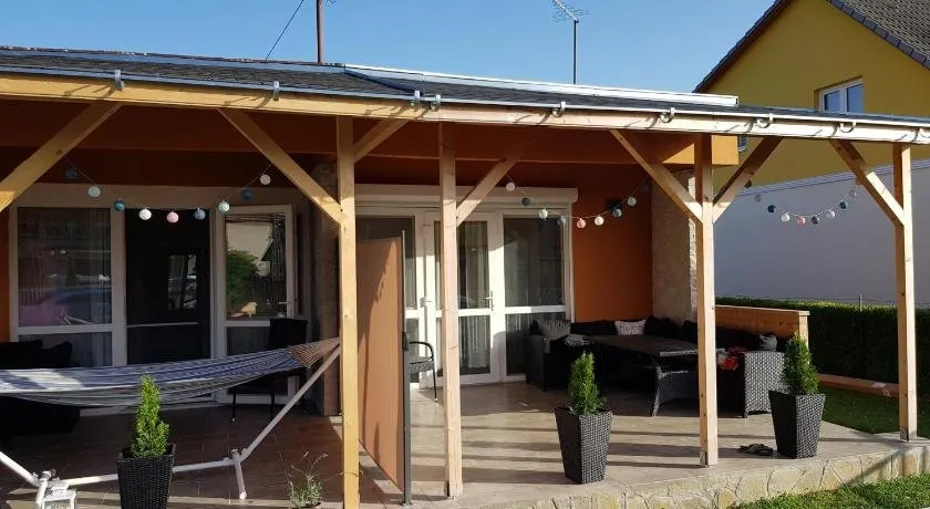 Balaton Relax Apartmanhouse - Image 1