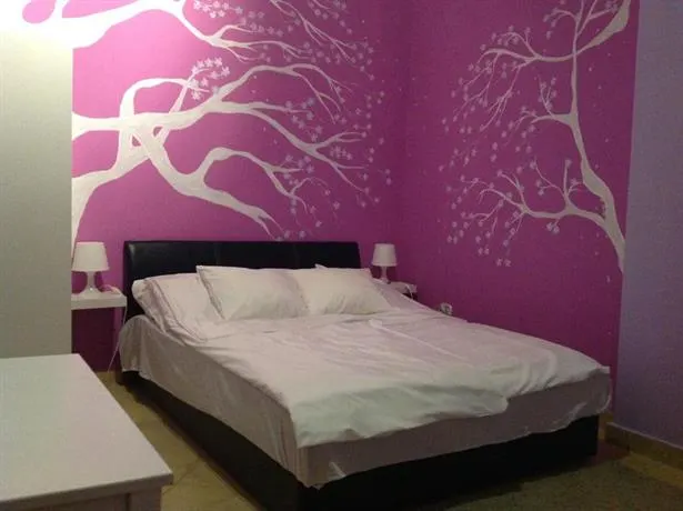 Discover Budapest Guest House - Image 1