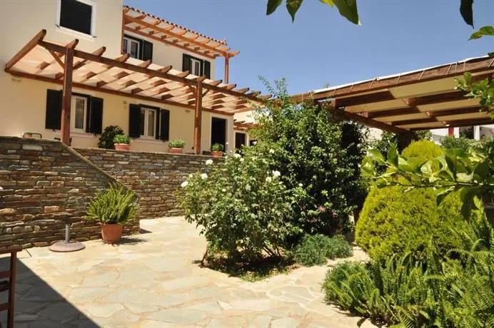 Handakas Studios - Image 1