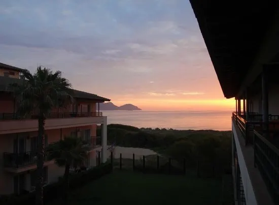 Apartahotel Edén Playa - Image 1
