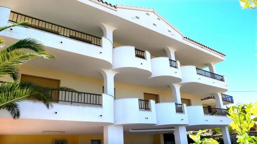 Chalet Urmi Orange Costa - Image 1