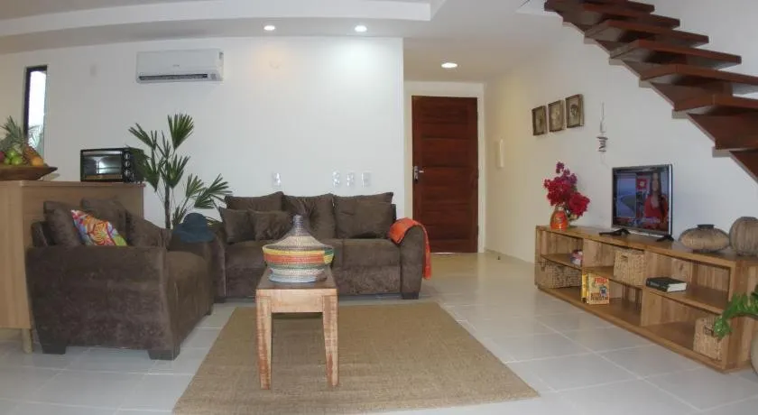 Mirmar Apartments - Image 1
