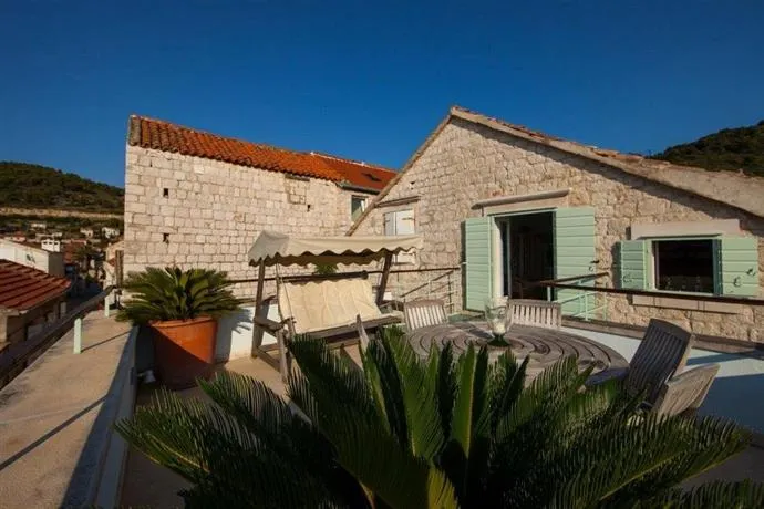 Villa Gardenia Vis - Image 1