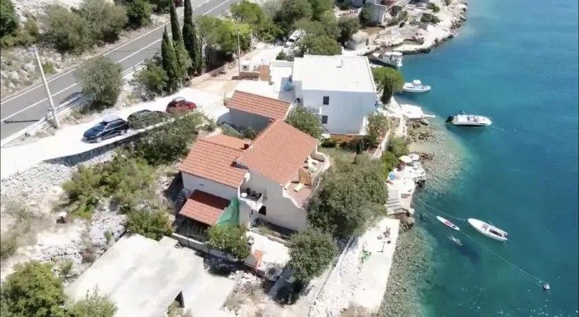 Apartmani Lisak Ugrina - Image 1