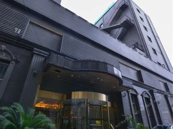 TAIHE’ER HOTEL - Image 1