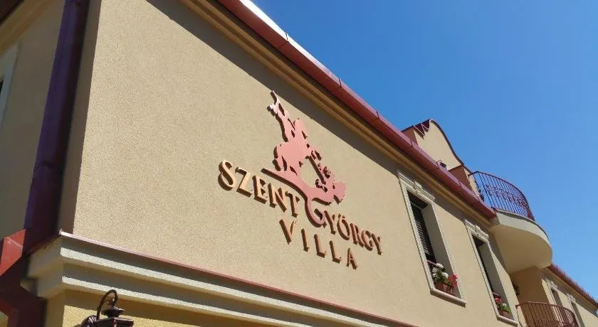 Szent Gyorgy Villa Apartmanhaz - Image 1