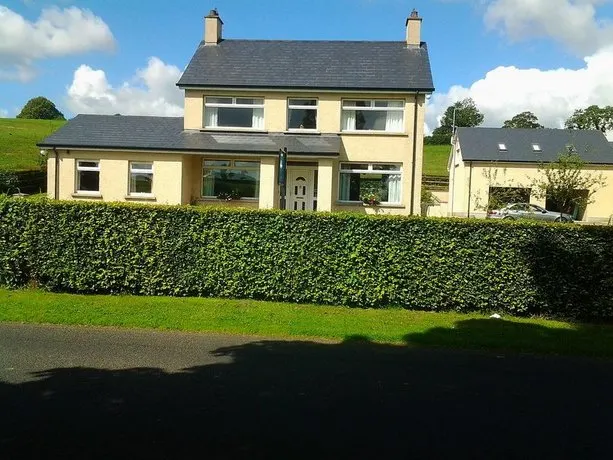 Roughan Lough B&B - Image 1