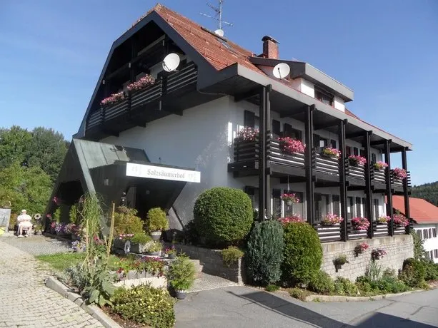 Salzsäumerhof - Image 1