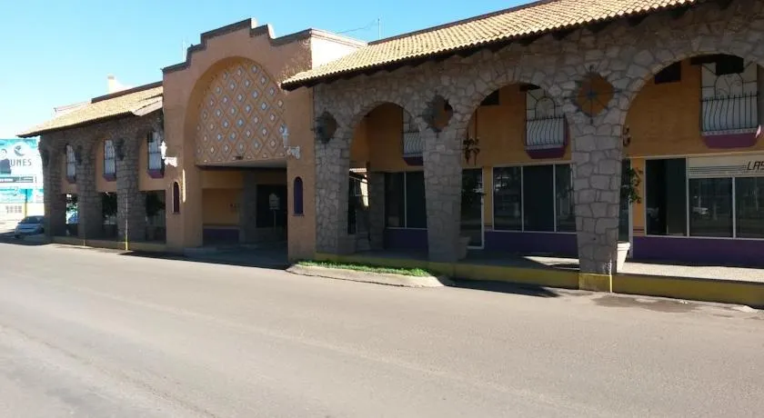 Los Arcos - Image 1