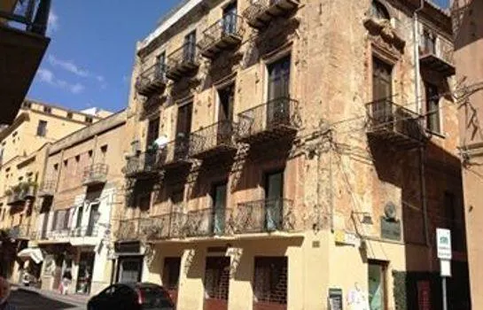 Atelier Atenea - Image 1