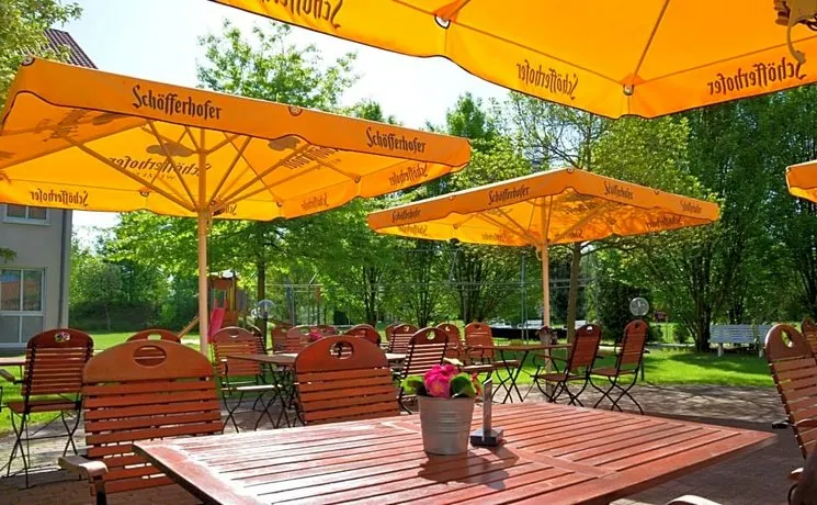NOVUM Hotel am Seegraben - Image 1