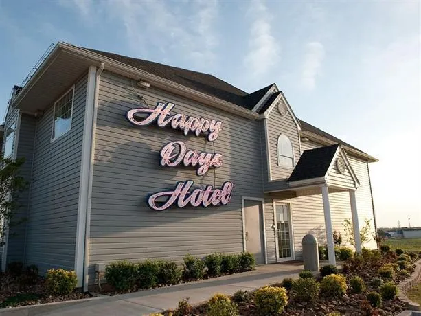Happy Days Hotel - Image 1