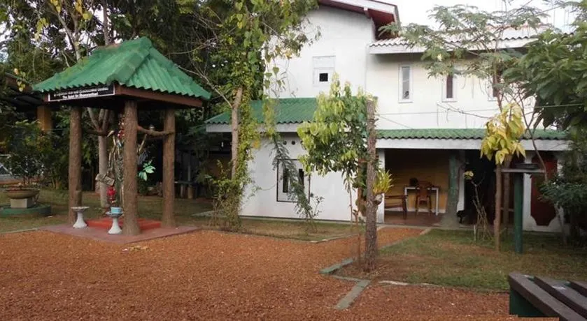 Vimukthi Ayurvedic Hospital & Academy - Image 1