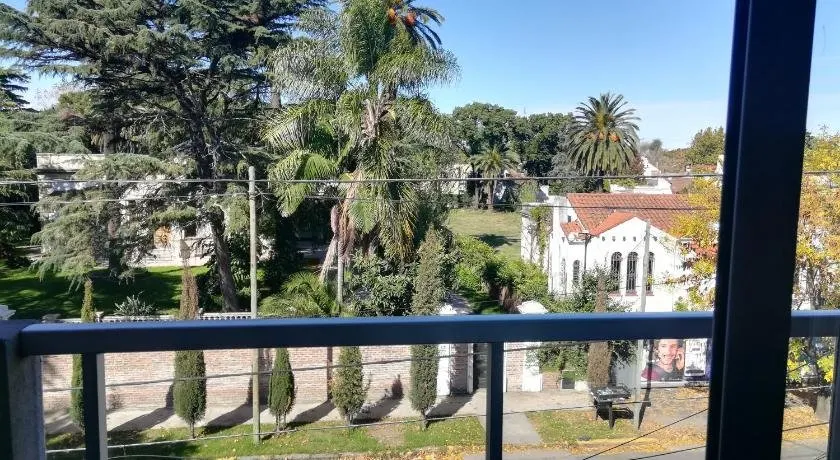 Linda Vista en Adrogue - Image 1