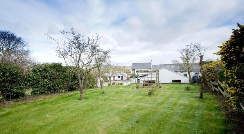 Coach Road Cottages - Image 1