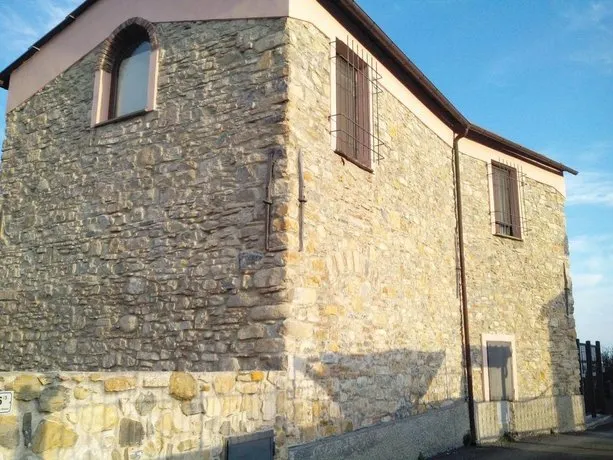Residence Casale La Vigna - Image 1