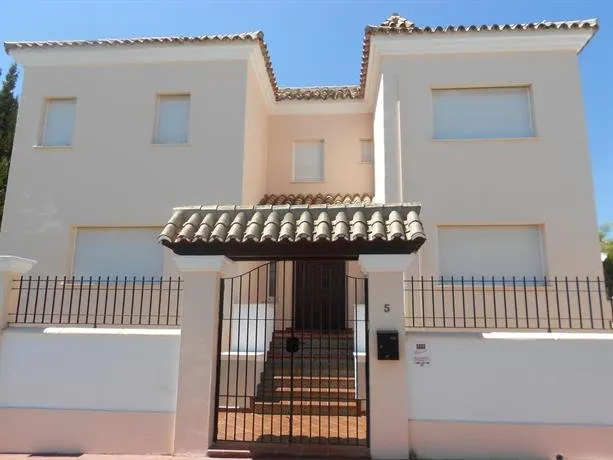 House in Marbella - Image 1
