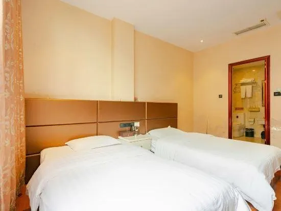 Xinyi Hotel - Image 1