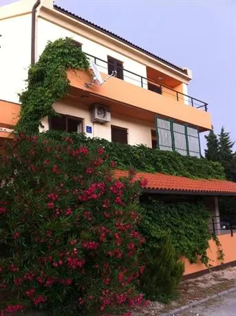 Apartment Nino - Image 1