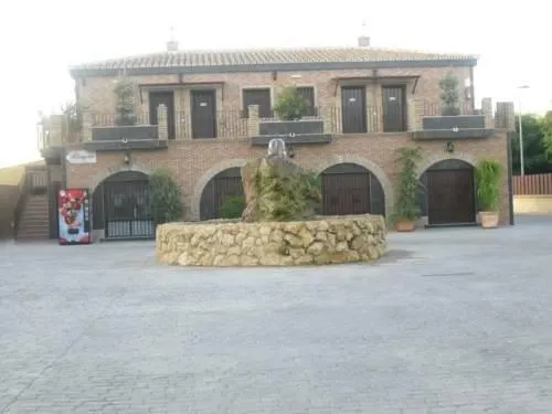 Hostal San Vicente I - Image 1