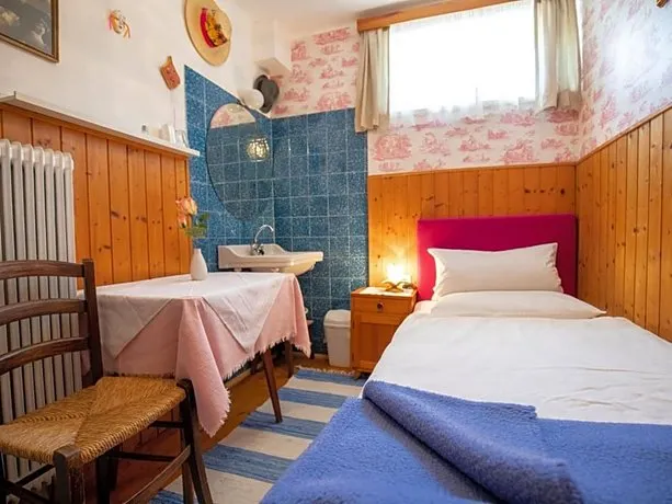 Gastehaus Pension Ria - Image 1