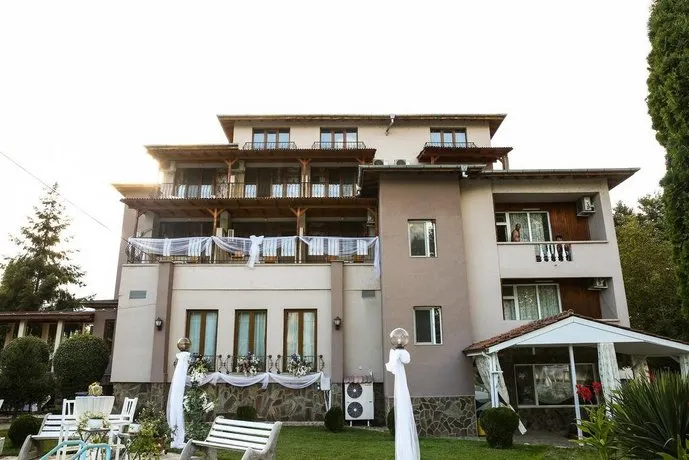 Hotel Baroto - Image 1