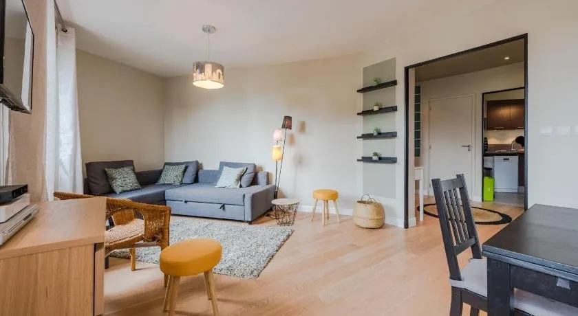 Welcoming apartment next to Disneyland BMYGUEST - Image 1