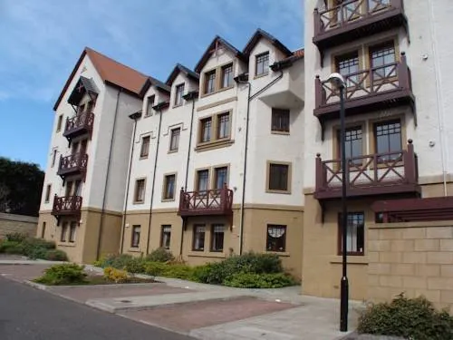Aaran Gullane - Image 1
