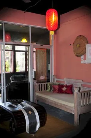 Nook Guest House - Image 1