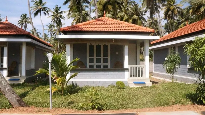 Serene Lake Resort - Image 1