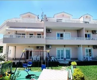 Darijan Apartments - Image 1